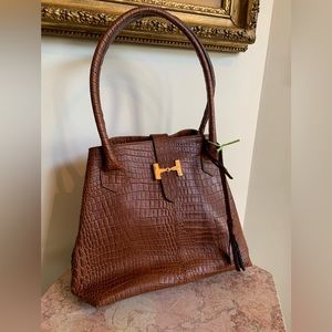 Olivier Goureau’s OGGI 5 100% Italian Leather H Bag